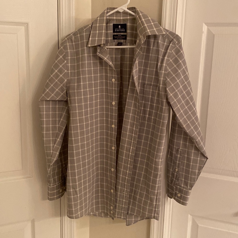 Stafford button down regular fit dress shirt (M)
